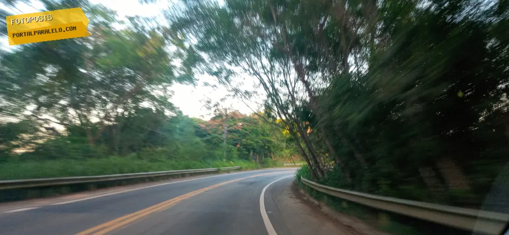 Curva na estrada