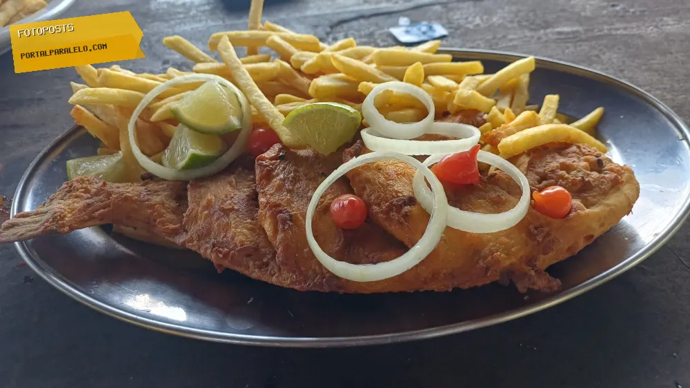 Peixe frito com Pimentas